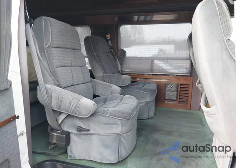 1996 Dodge Ram Van B2500 z USA, uszkodzony, nr VIN 2B6HB21Y4TK122722